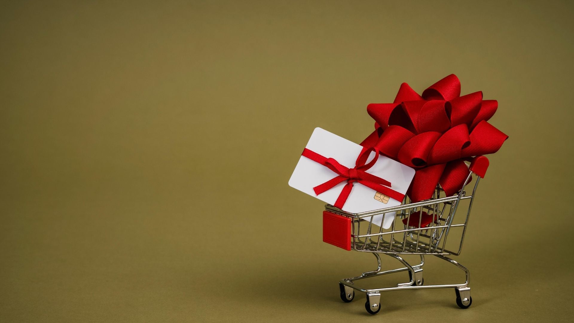 Gift Cards: 5 Reasons Why They Make the Perfect Gift For Seniors